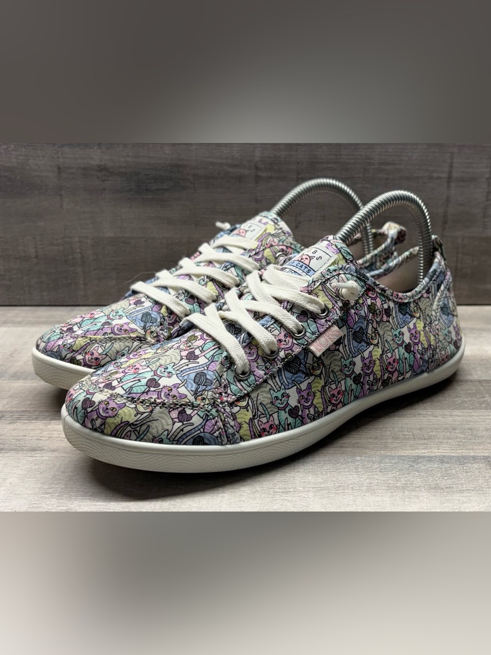 Skechers BOBS B Cute Knitting Hearts Cat Shoes Women’s 8 Memory Foam 114094
